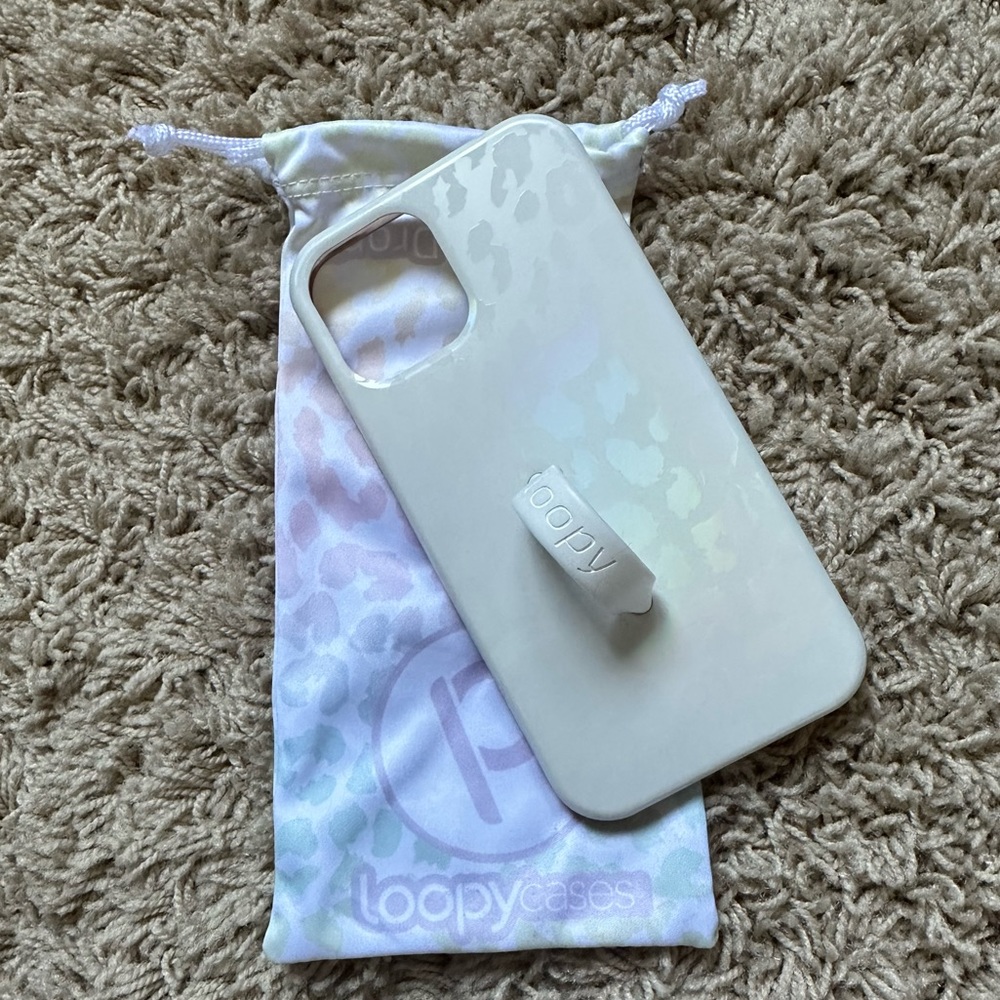 Iphone 12 Pro Opal Leopard Iridescent Edition Loopy Case Right Hand with Bag